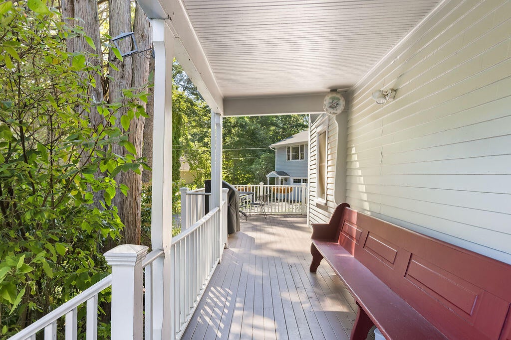 213 Old County Road