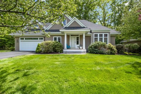 Photo of 100 Shepards Cove Road #D1, Kittery, ME 03904 (MLS # 1664147)