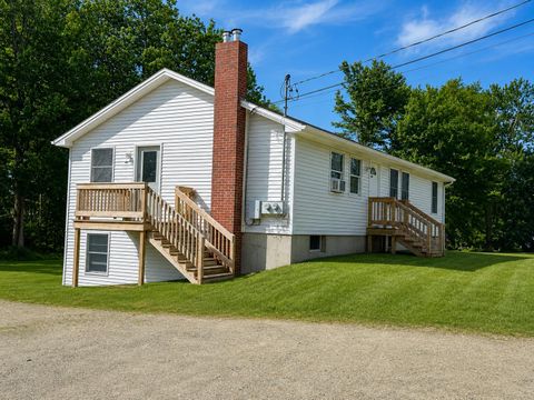 Photo of 5 All Seasons Way, Trenton, ME 04605 (MLS # 1661267)