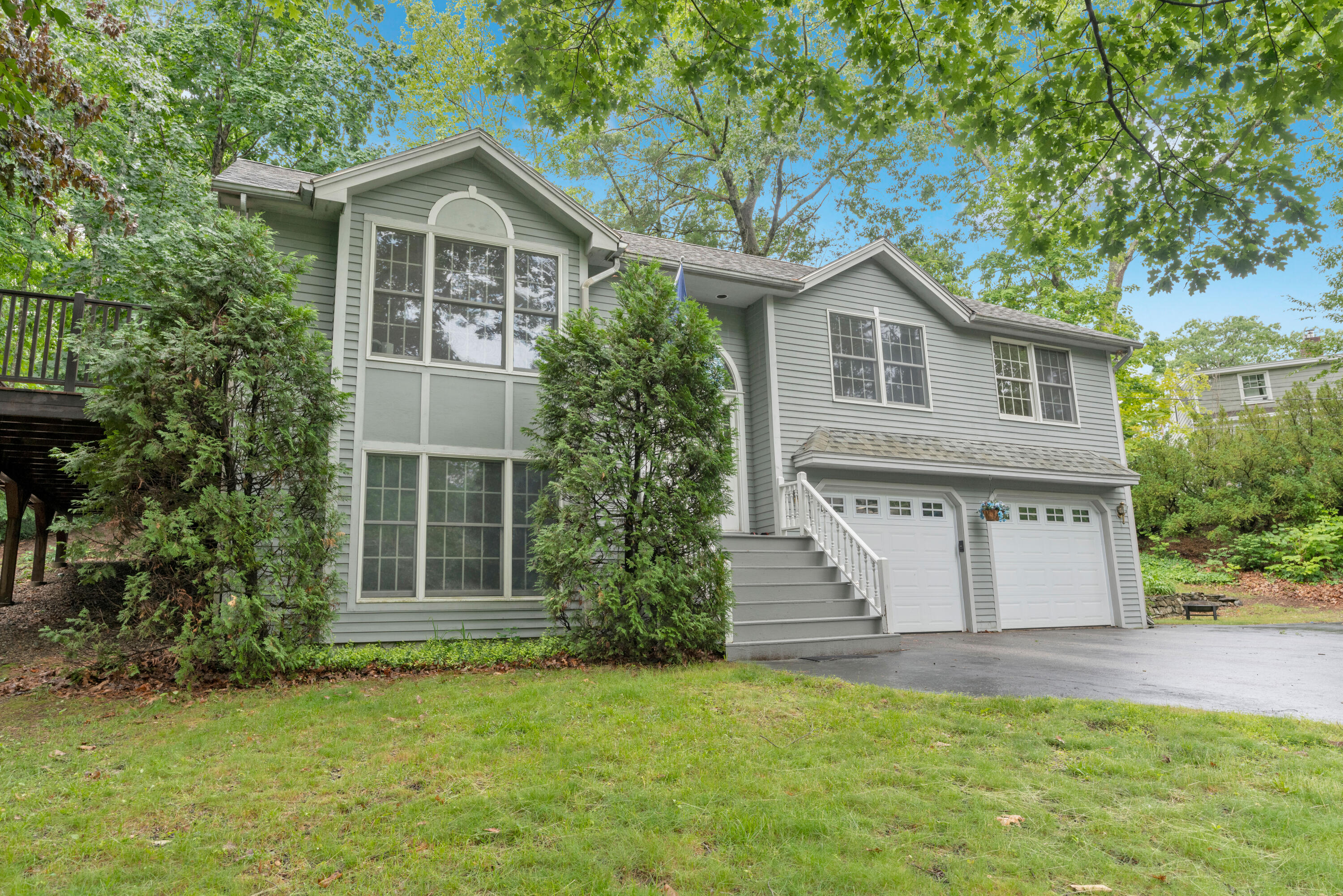 1 Hillcrest Drive