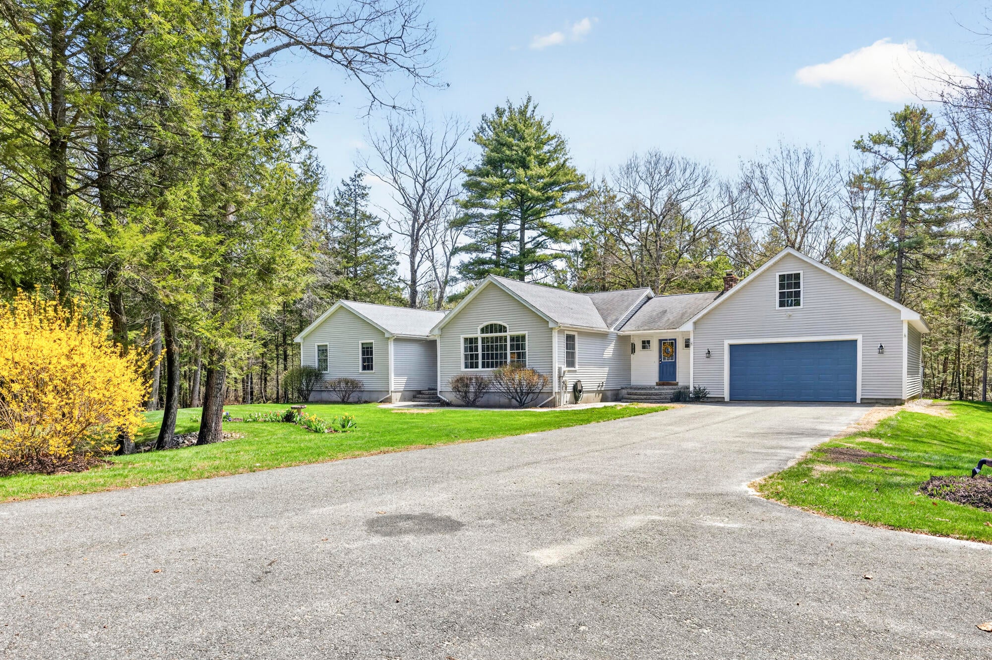 6 Sugar Woods Way