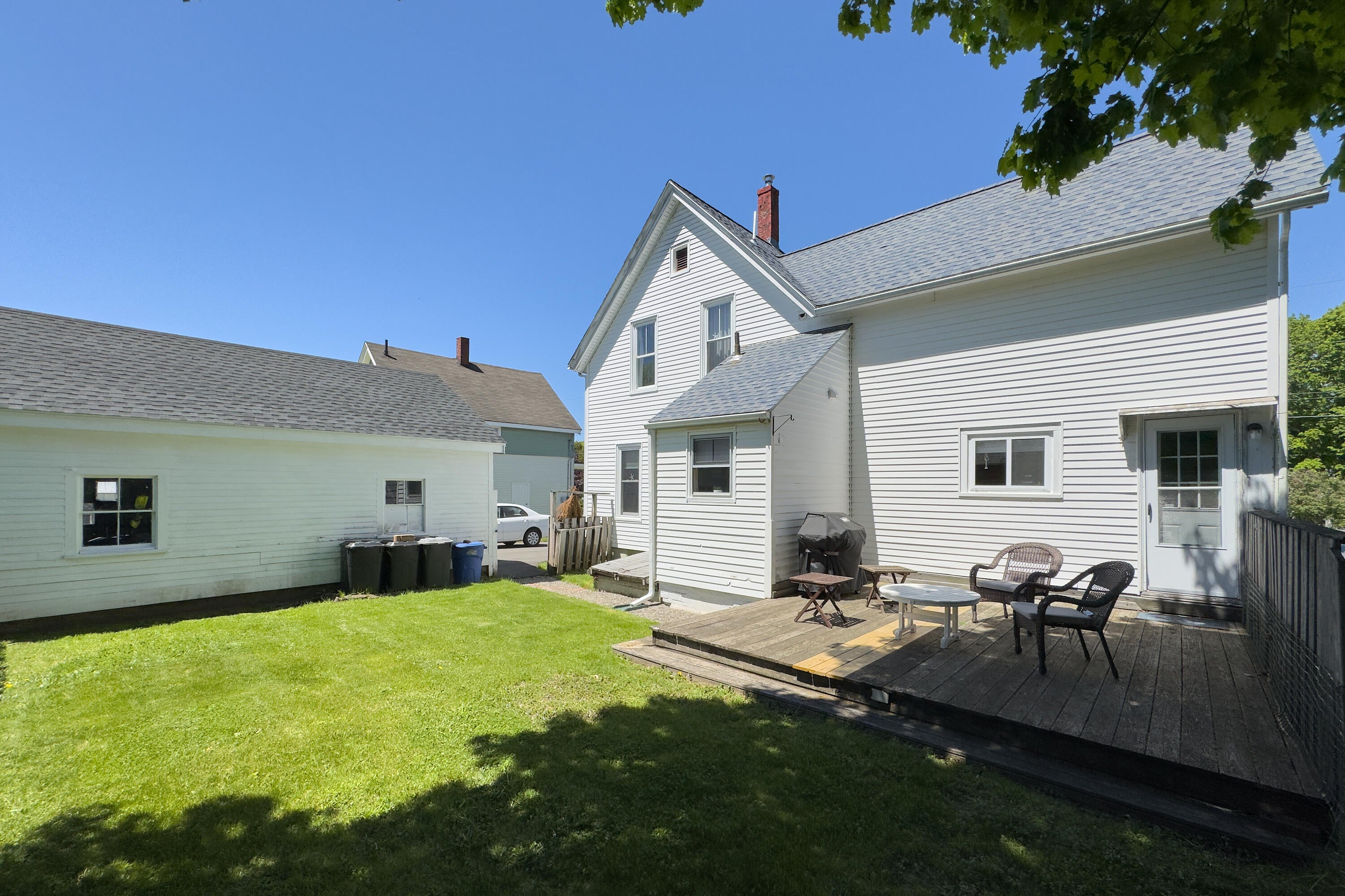 57 Crescent Street