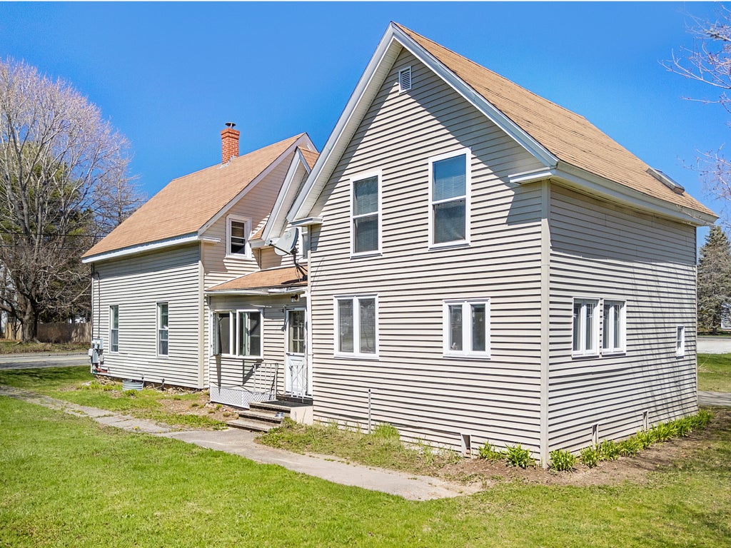 Photo of 323 Broadway, Rockland, ME 04841 (MLS # 1660070)