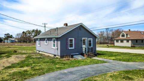 Photo of 60 Richmond Terrace, Cape Elizabeth, ME 04107 (MLS # 1662304)