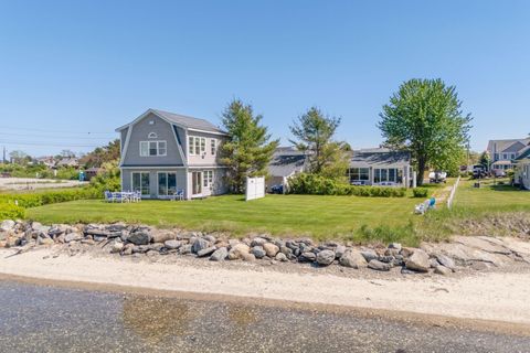 Photo of 82 King Street, Scarborough, ME 04074 (MLS # 1665983)