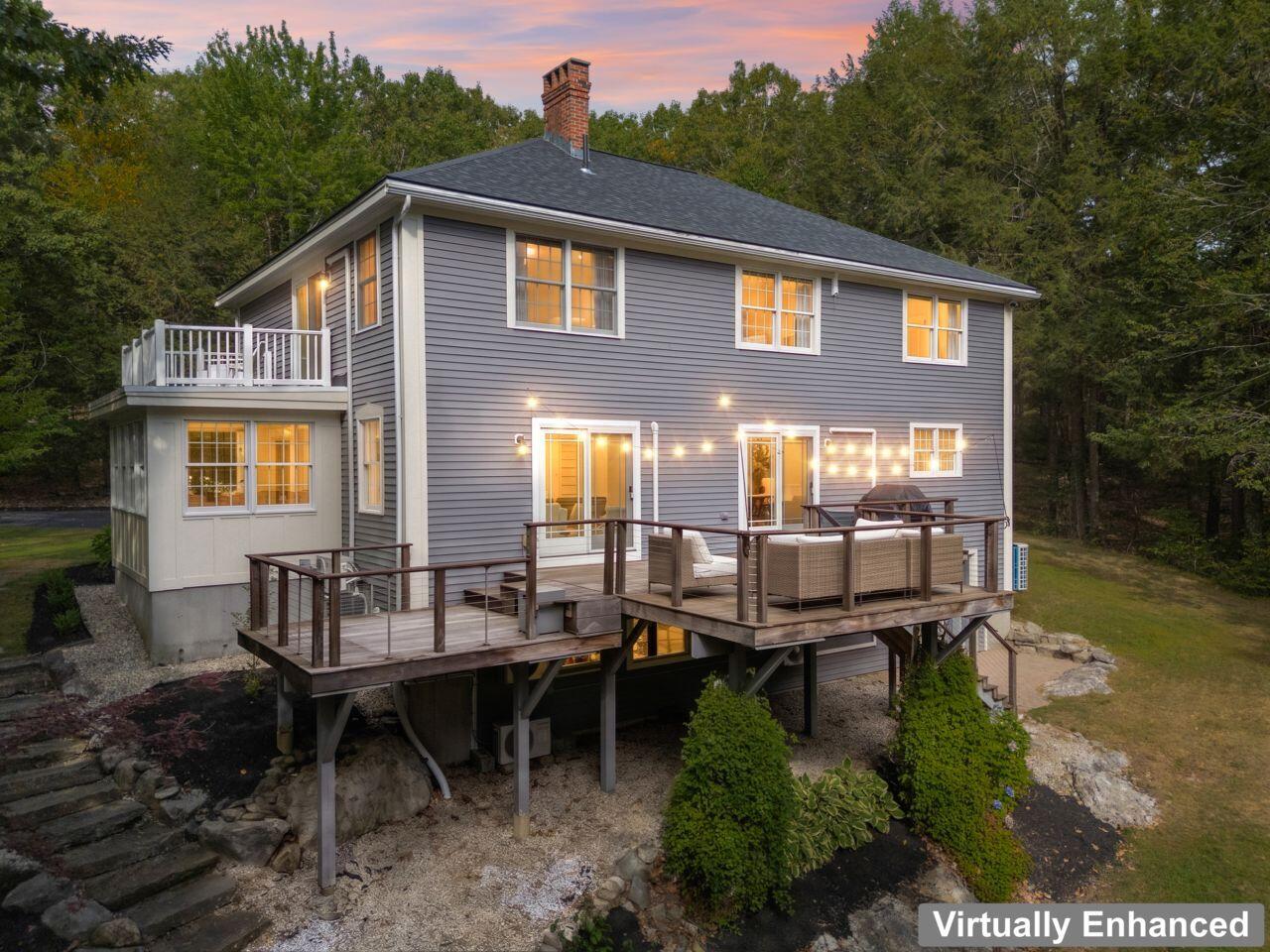 8 Fox Run Road