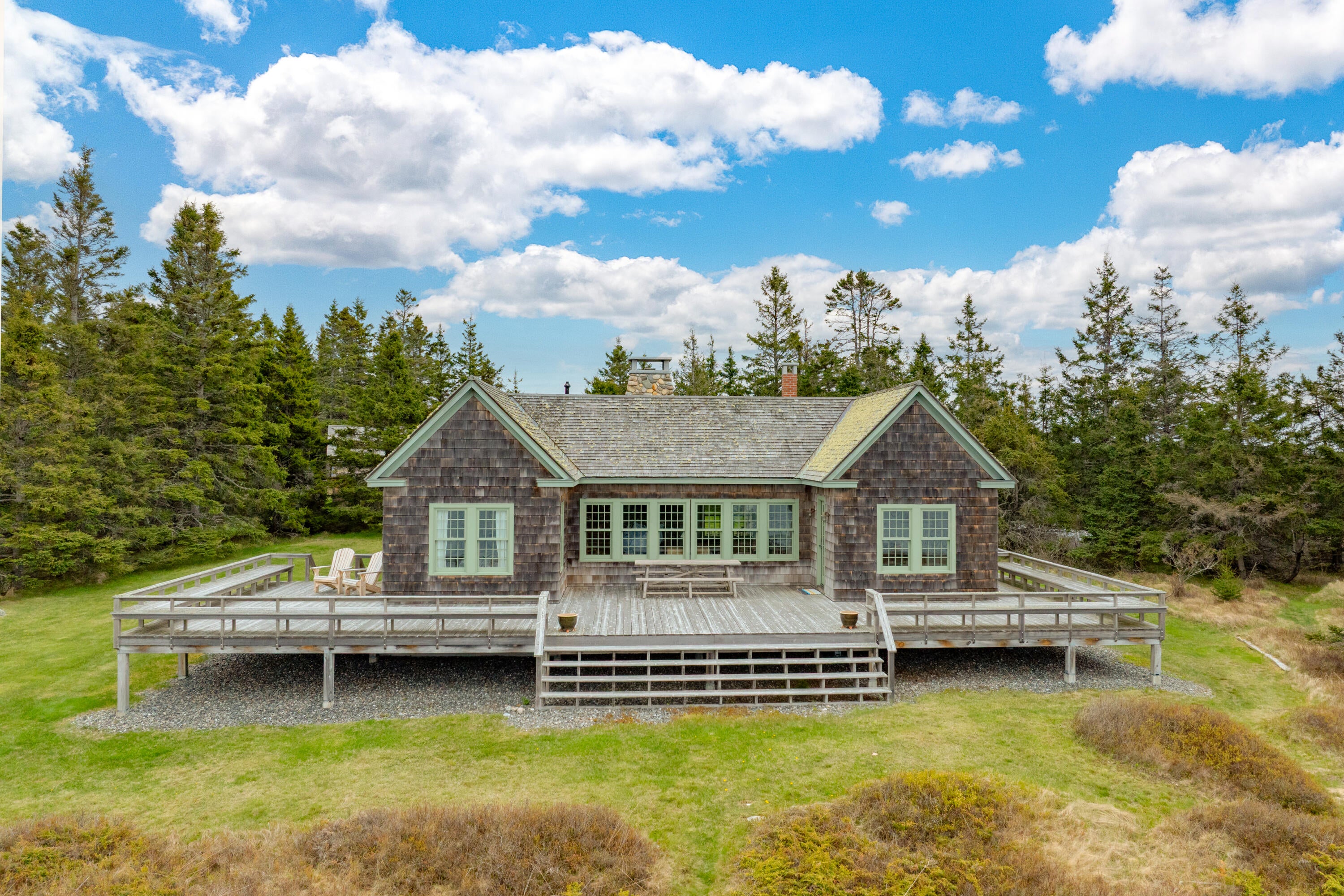 421 Petitmanan Point Road