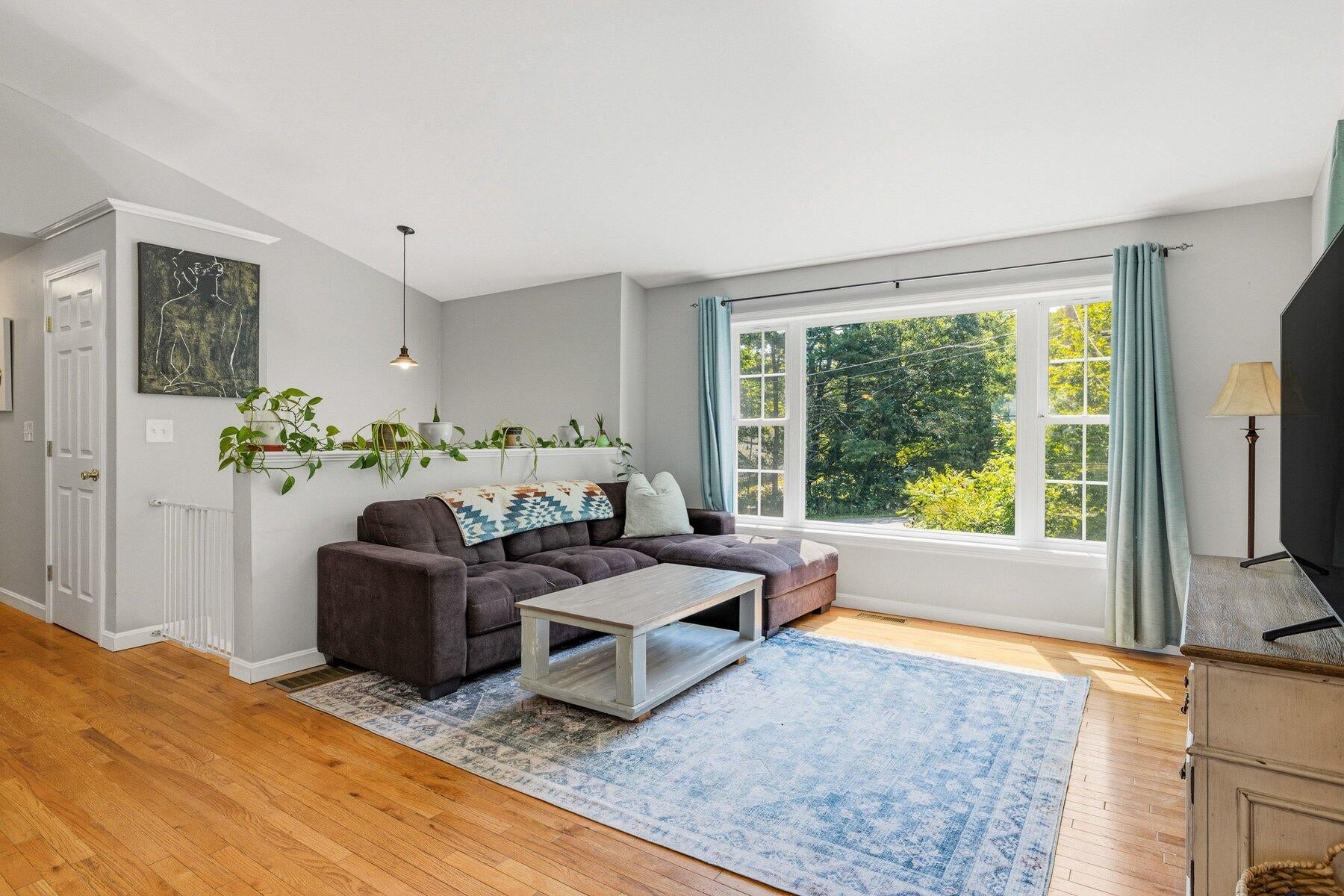 346 Diamond Hill Road