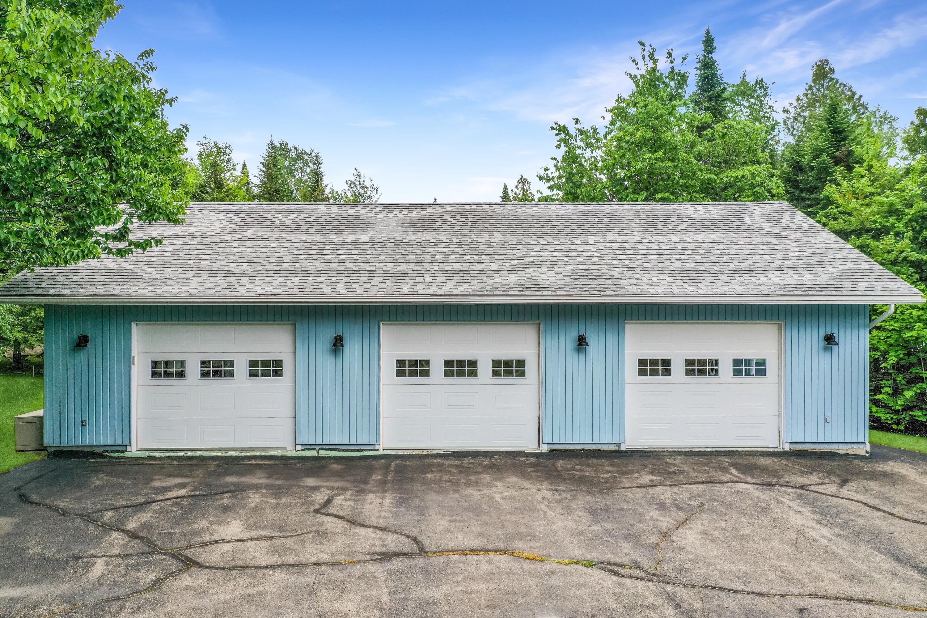 374 E Van Buren Cove Road
