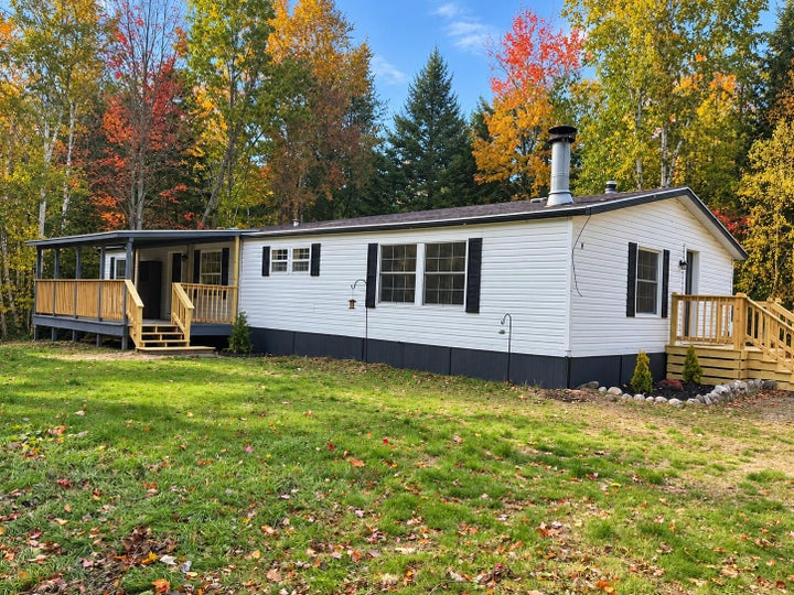 Autumn Woodland Manufactured Home