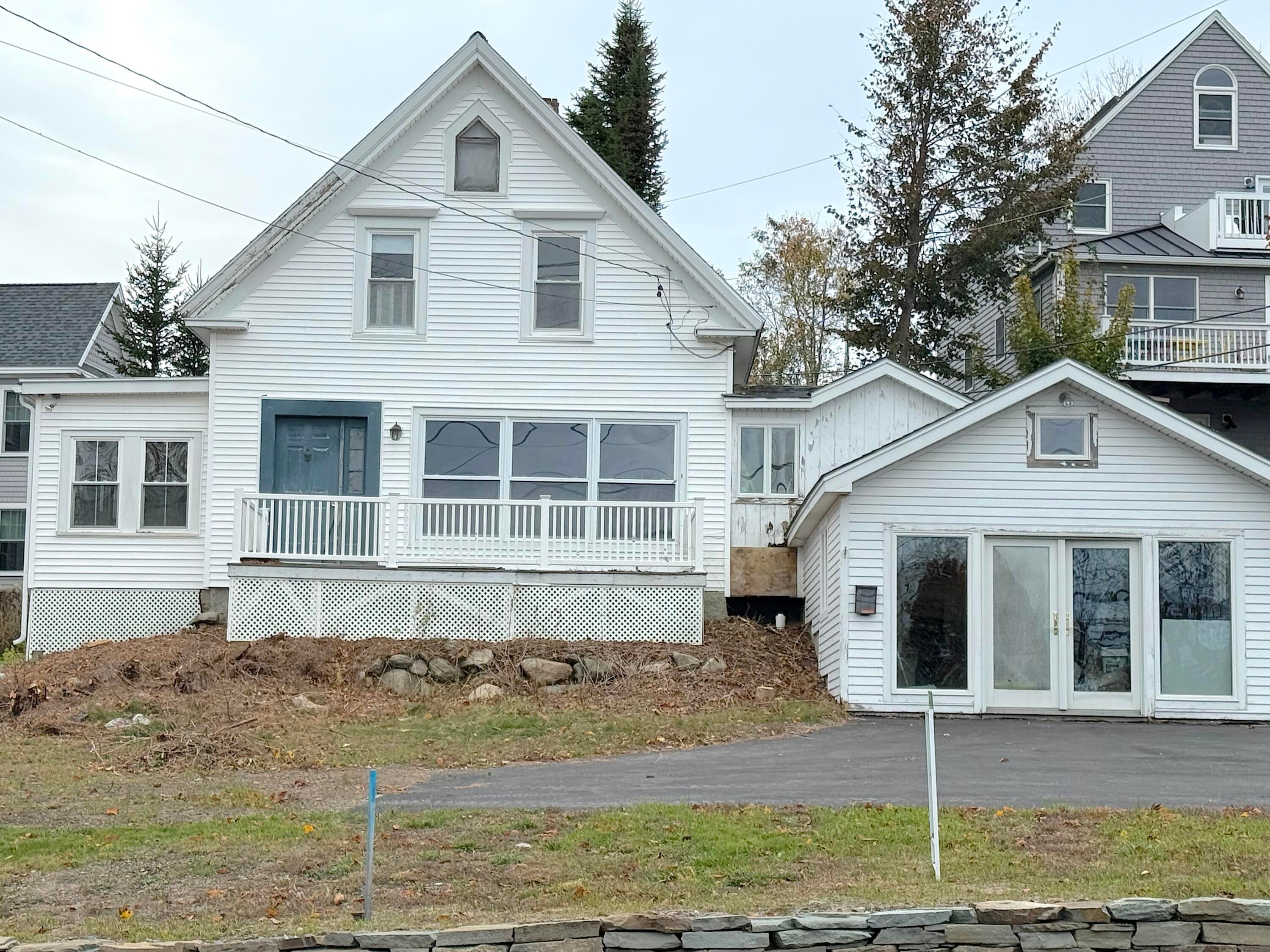 471 Main Street