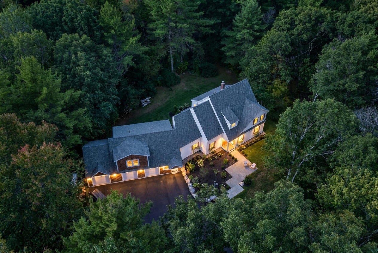 6 High Point Drive
