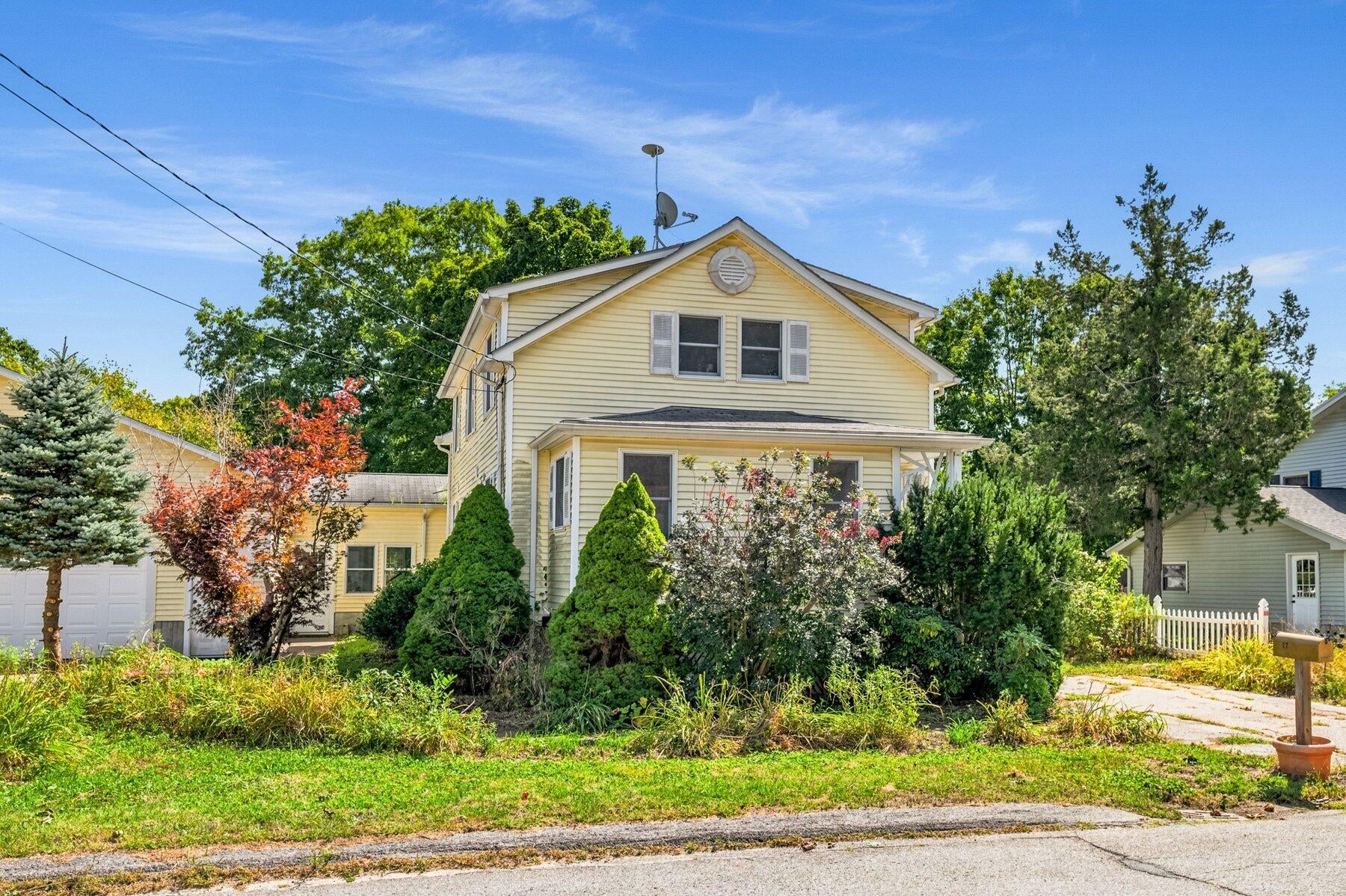 17 Wood Avenue