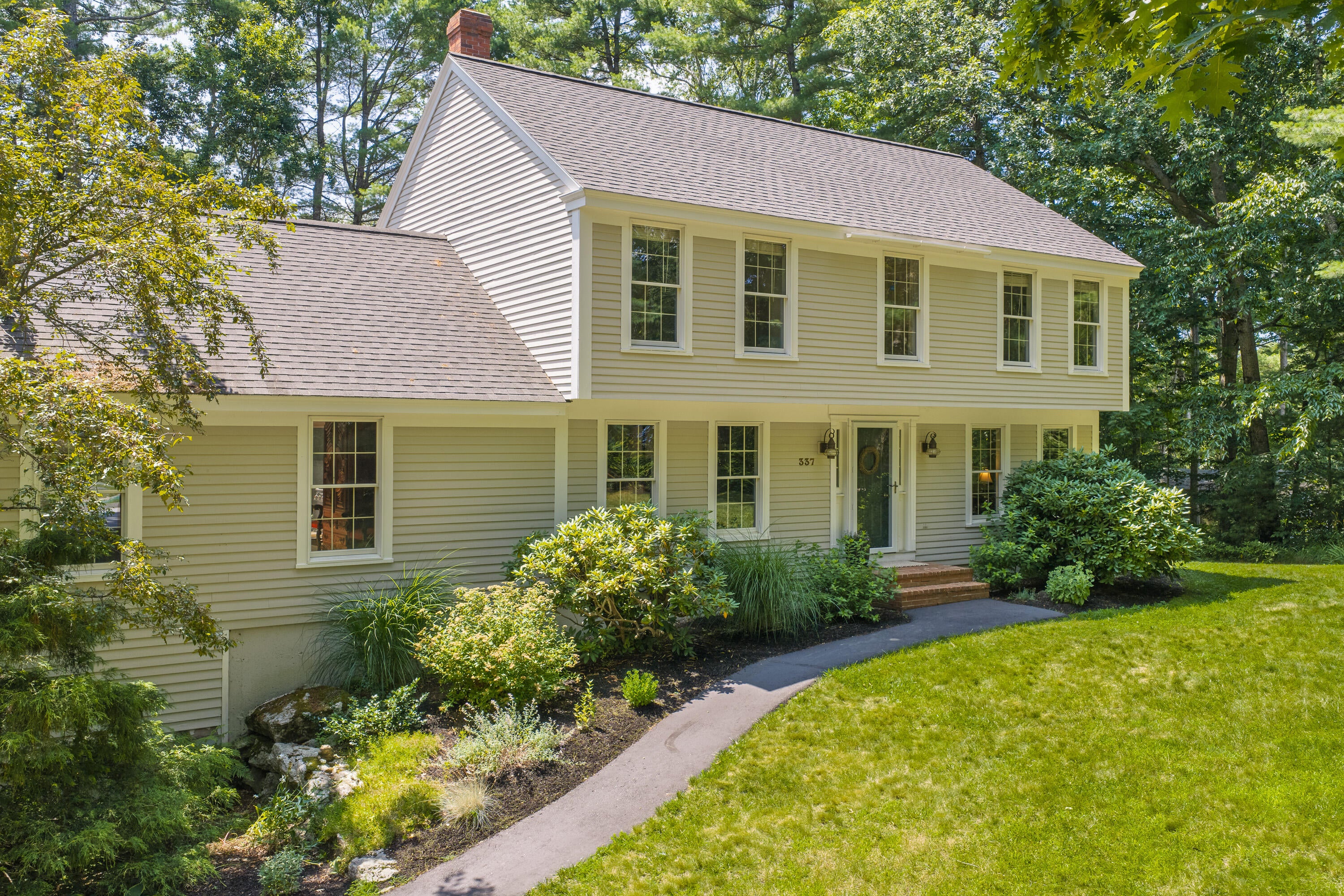 337 Oakwood Drive