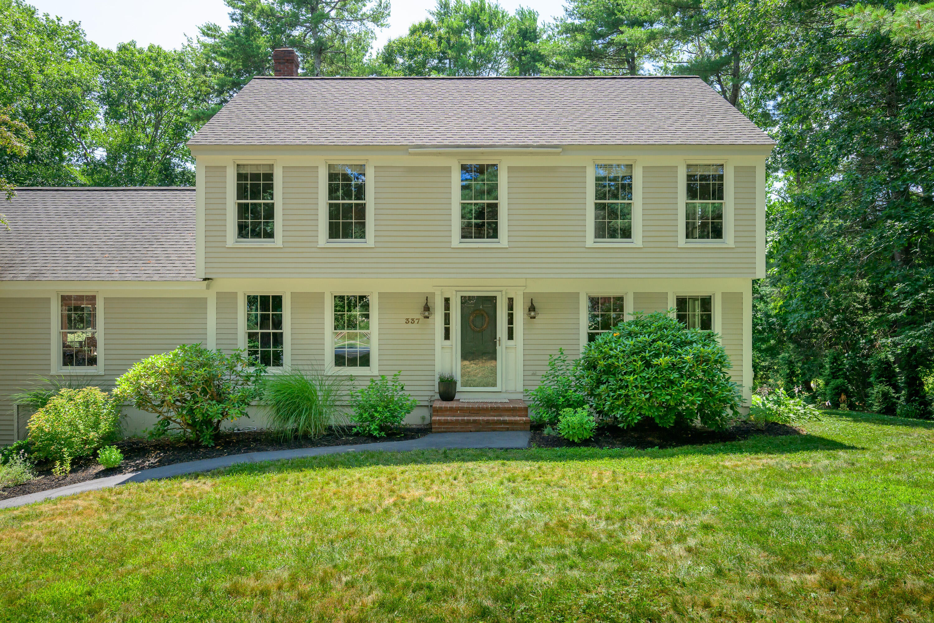 337 Oakwood Drive