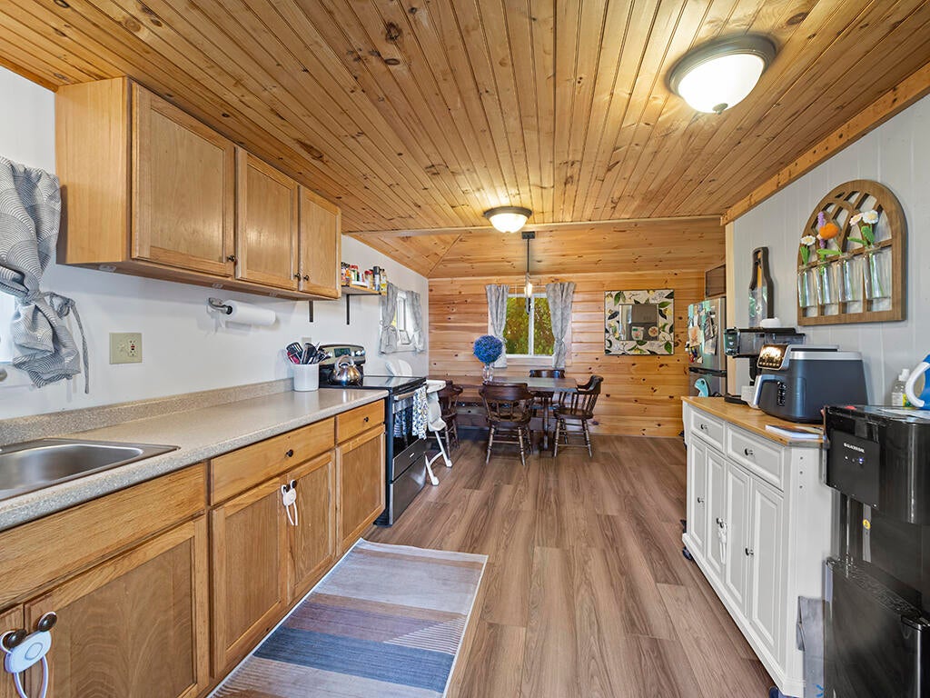 110 Arnold Road