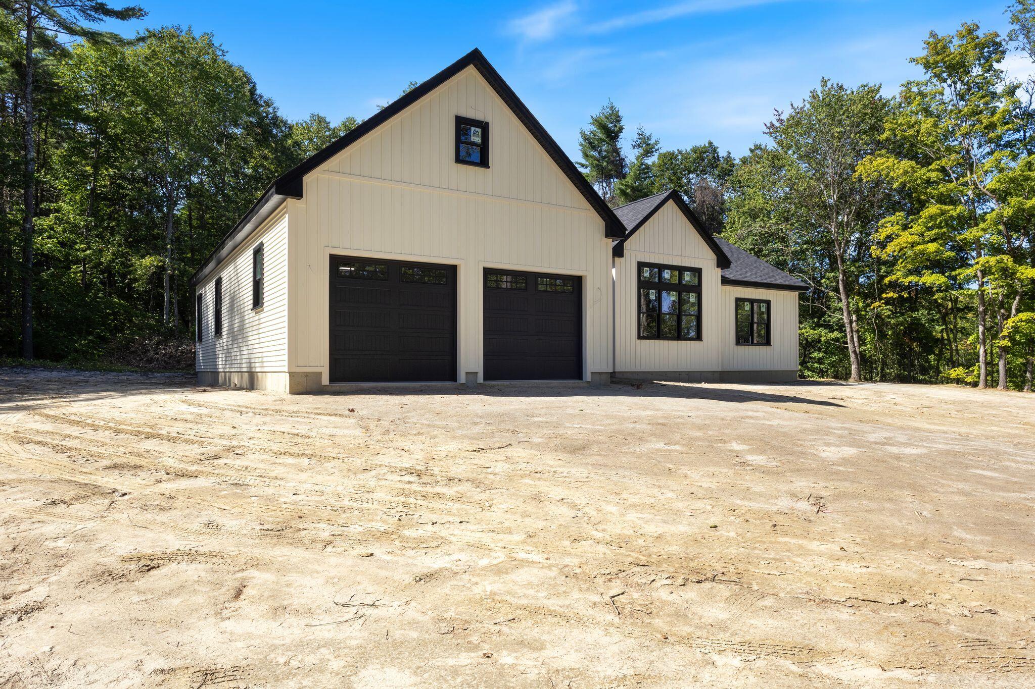 12 Middle Jam Road