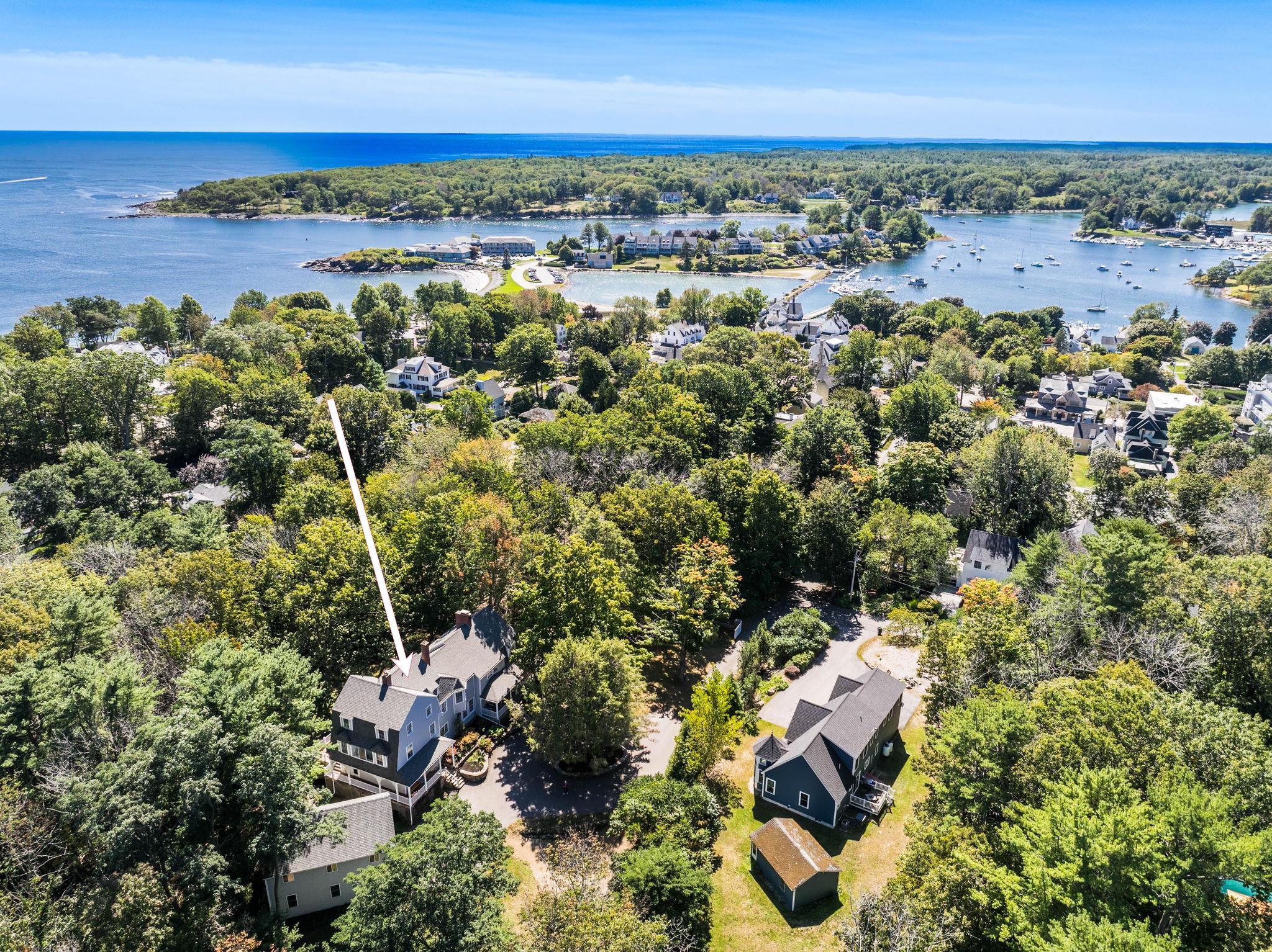11 Sentry Hill Road