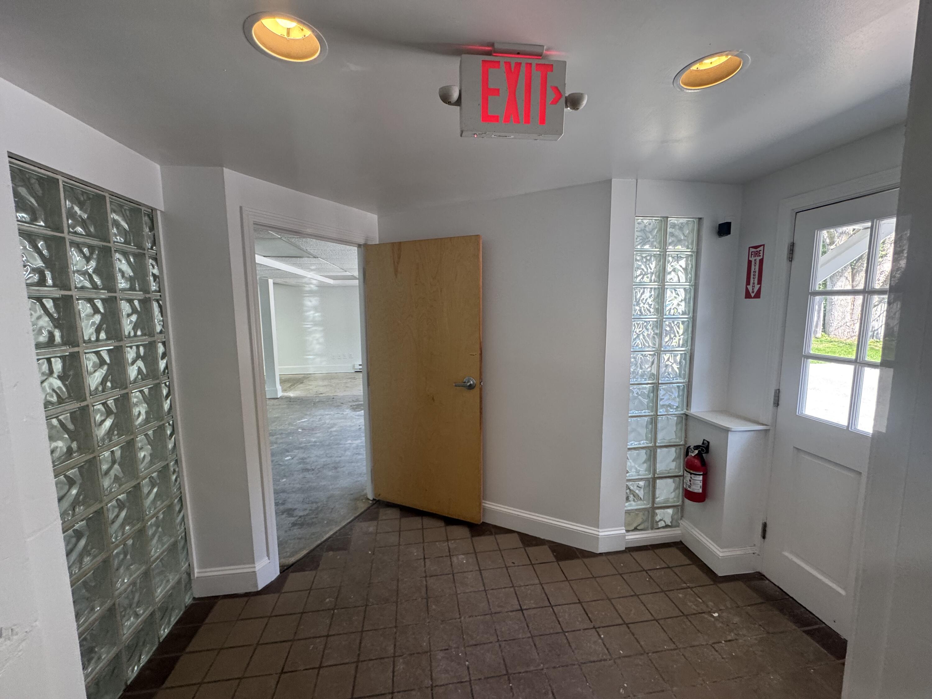 835 Forest Avenue