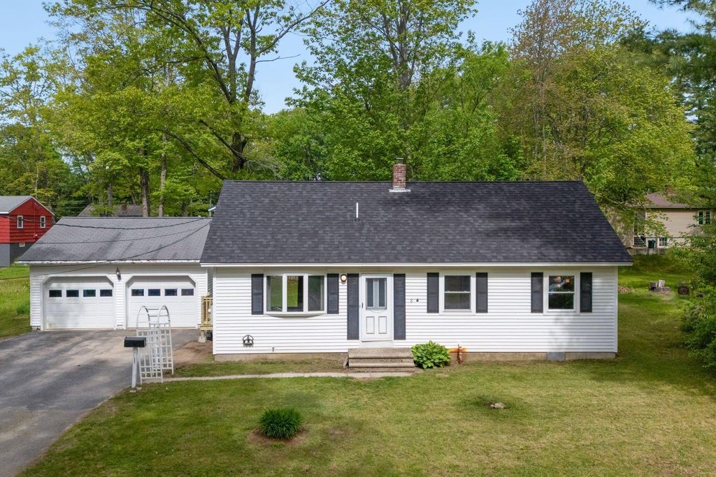 Photo of 8 Center Street, Lisbon, ME 04252 (MLS # 1664309)