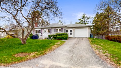 Photo of 10 Riley Street, Lewiston, ME 04240 (MLS # 1661158)