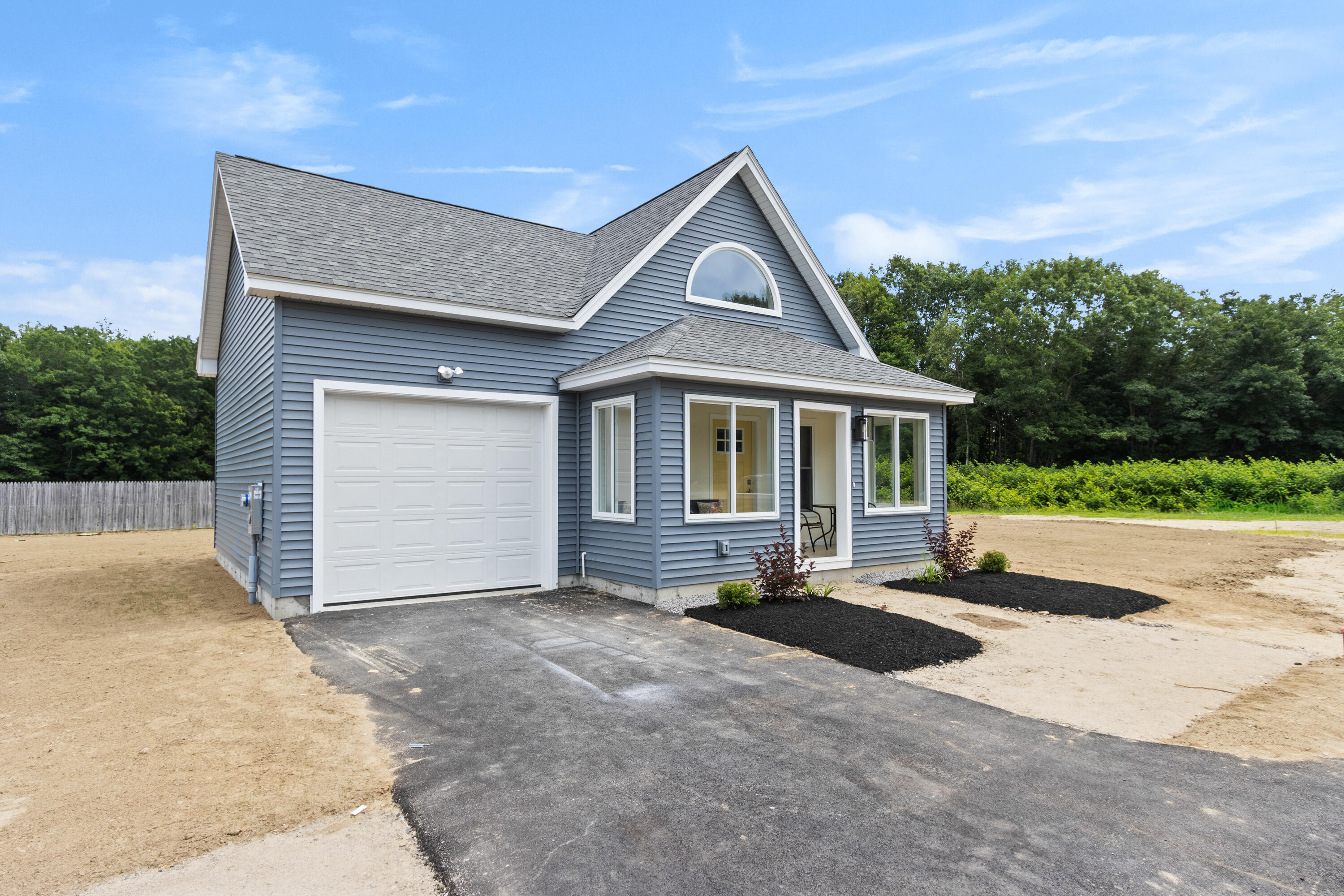 16 Thistle Drive C