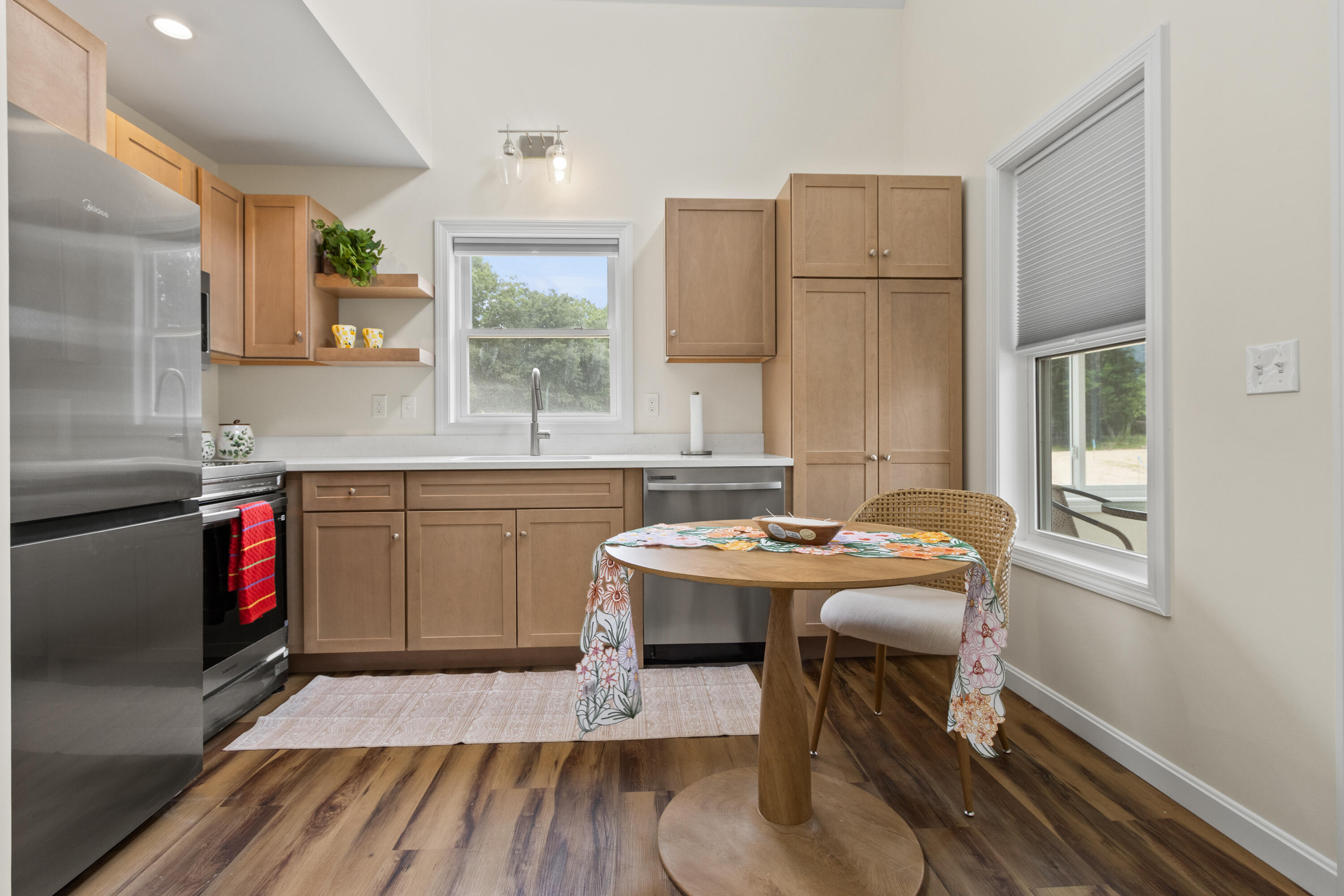 16 Thistle Drive C