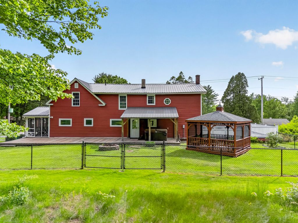Photo of 241 E Hardscrabble Road, Auburn, ME 04210 (MLS # 1668050)