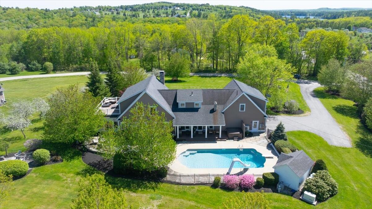 16 Eastern View Drive