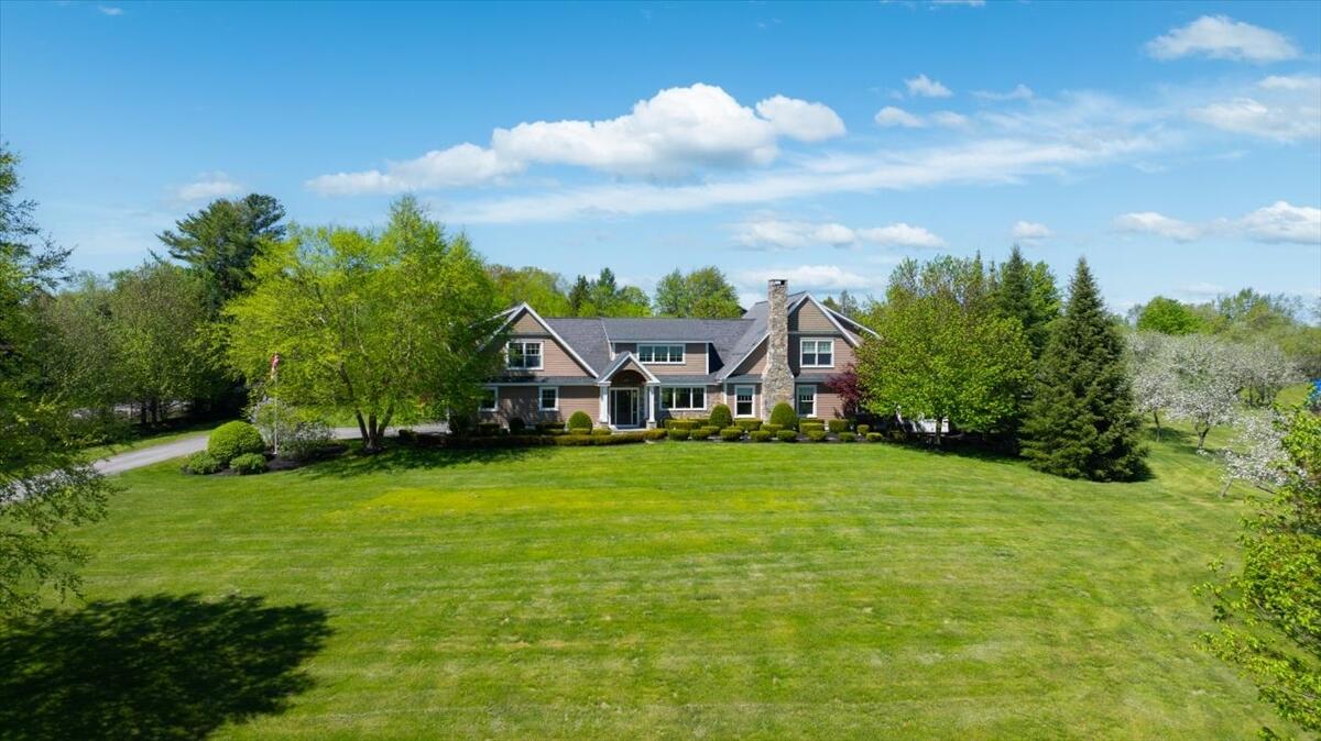 16 Eastern View Drive