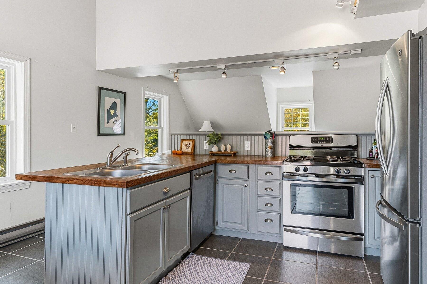 12 Norwood Farms Road 7