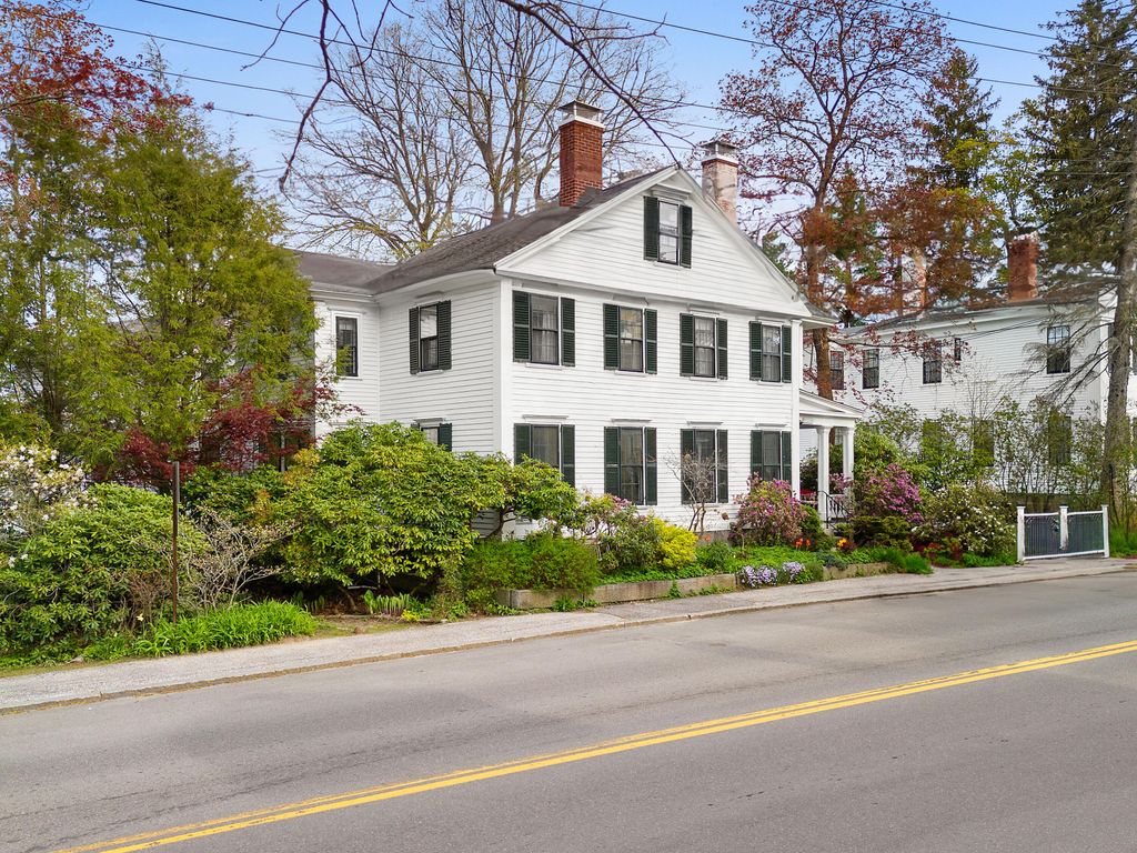 Photo of 969 Washington Street, Bath, ME 04530 (MLS # 1648932)