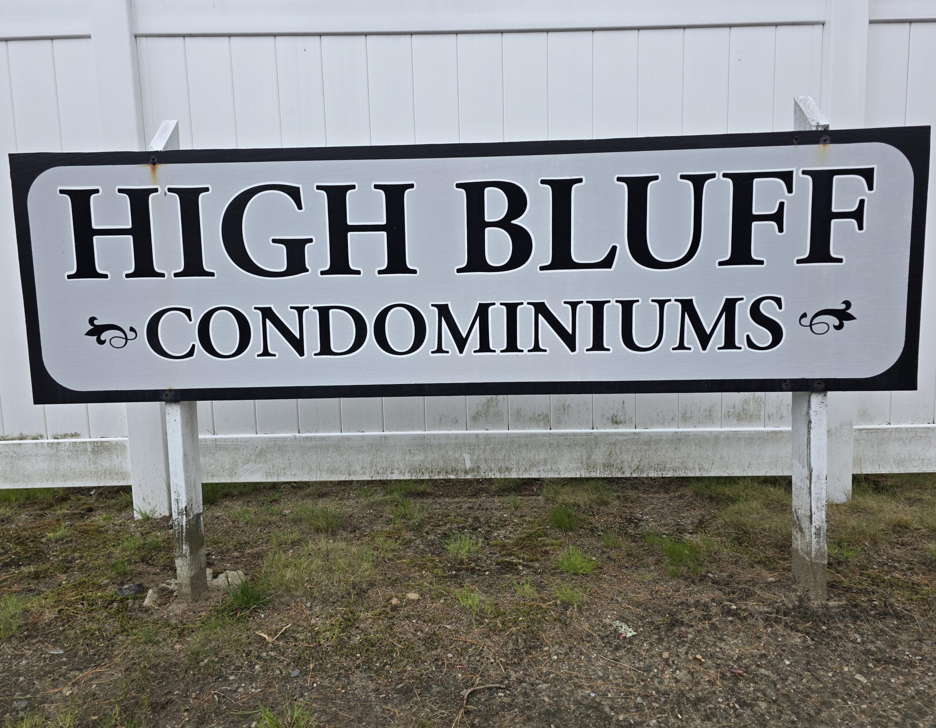 18 High Bluff Drive 18