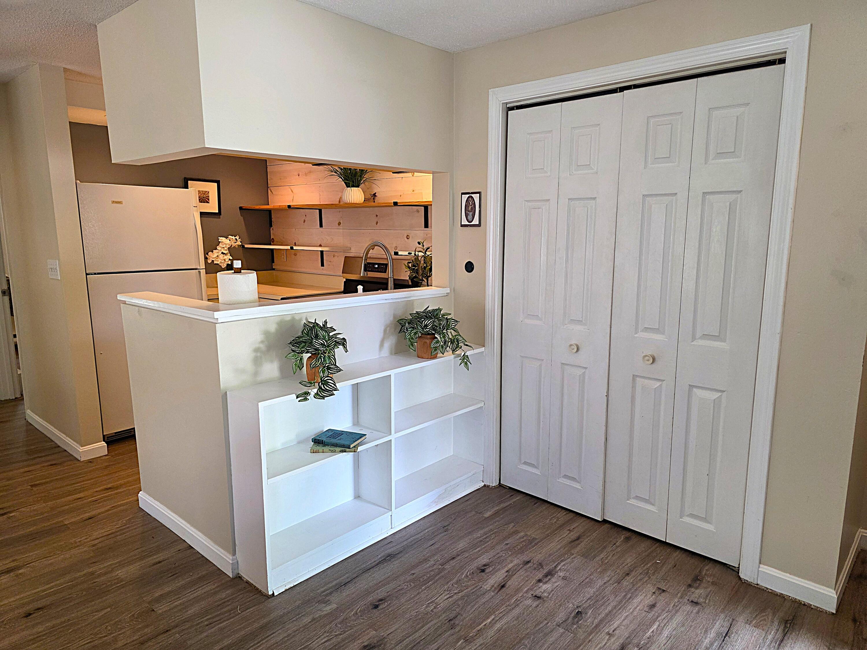 18 High Bluff Drive 18