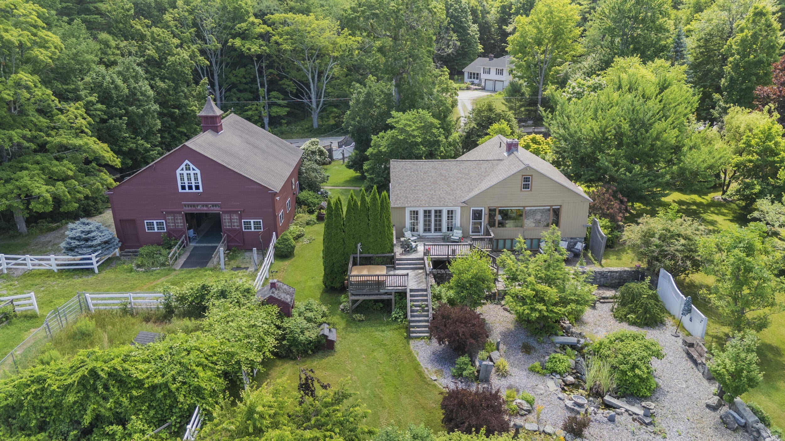 135 Leach Hill Road