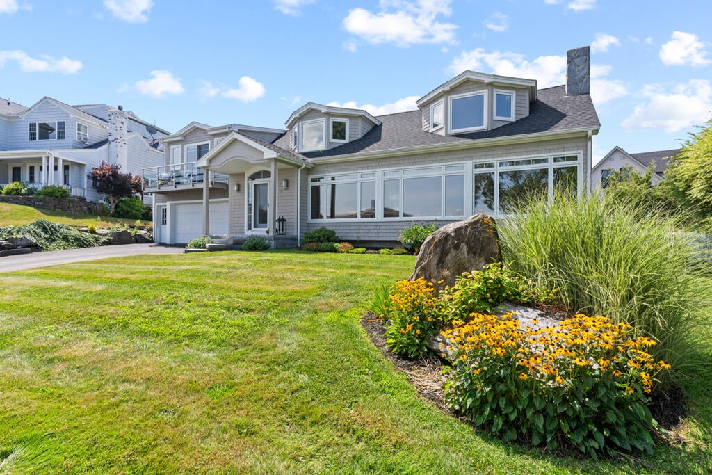 9 Loveitts Field Road