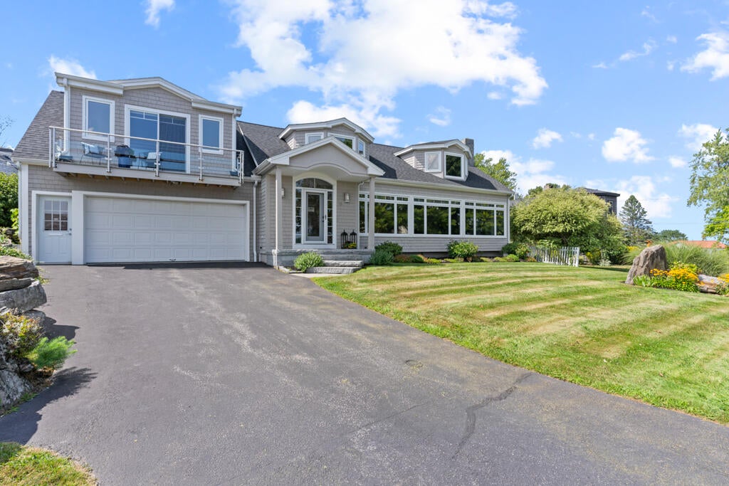 9 Loveitts Field Road