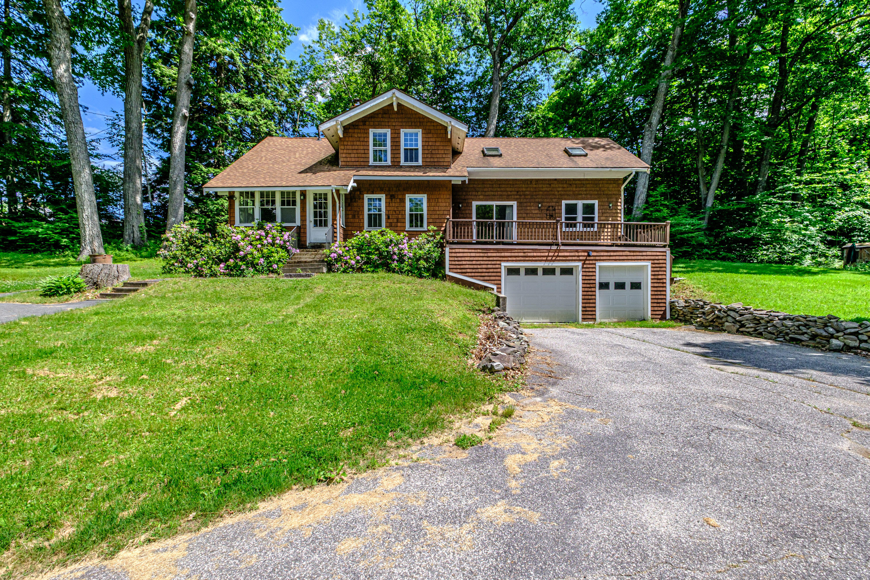 4 Pineway Drive
