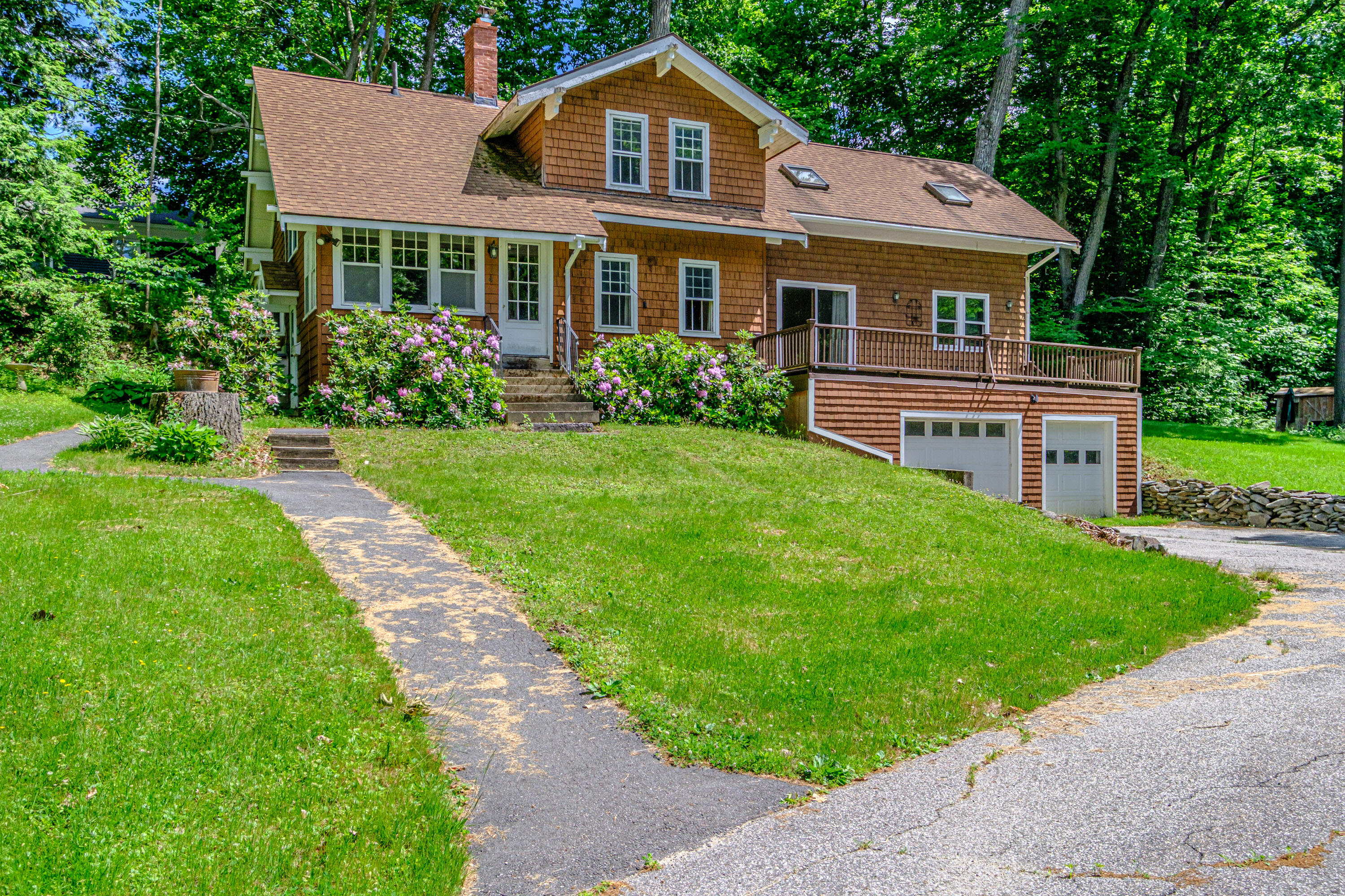 4 Pineway Drive