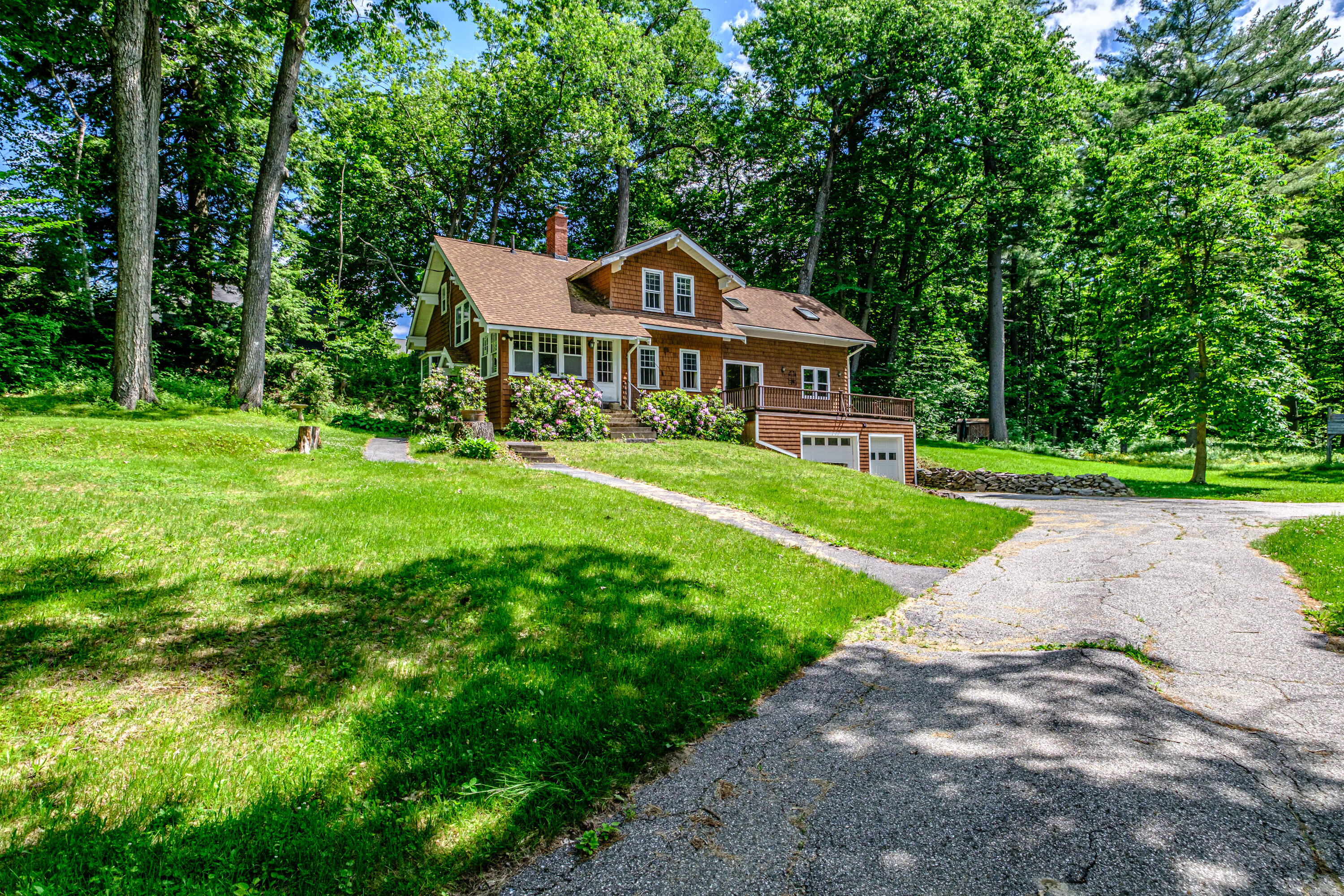 4 Pineway Drive