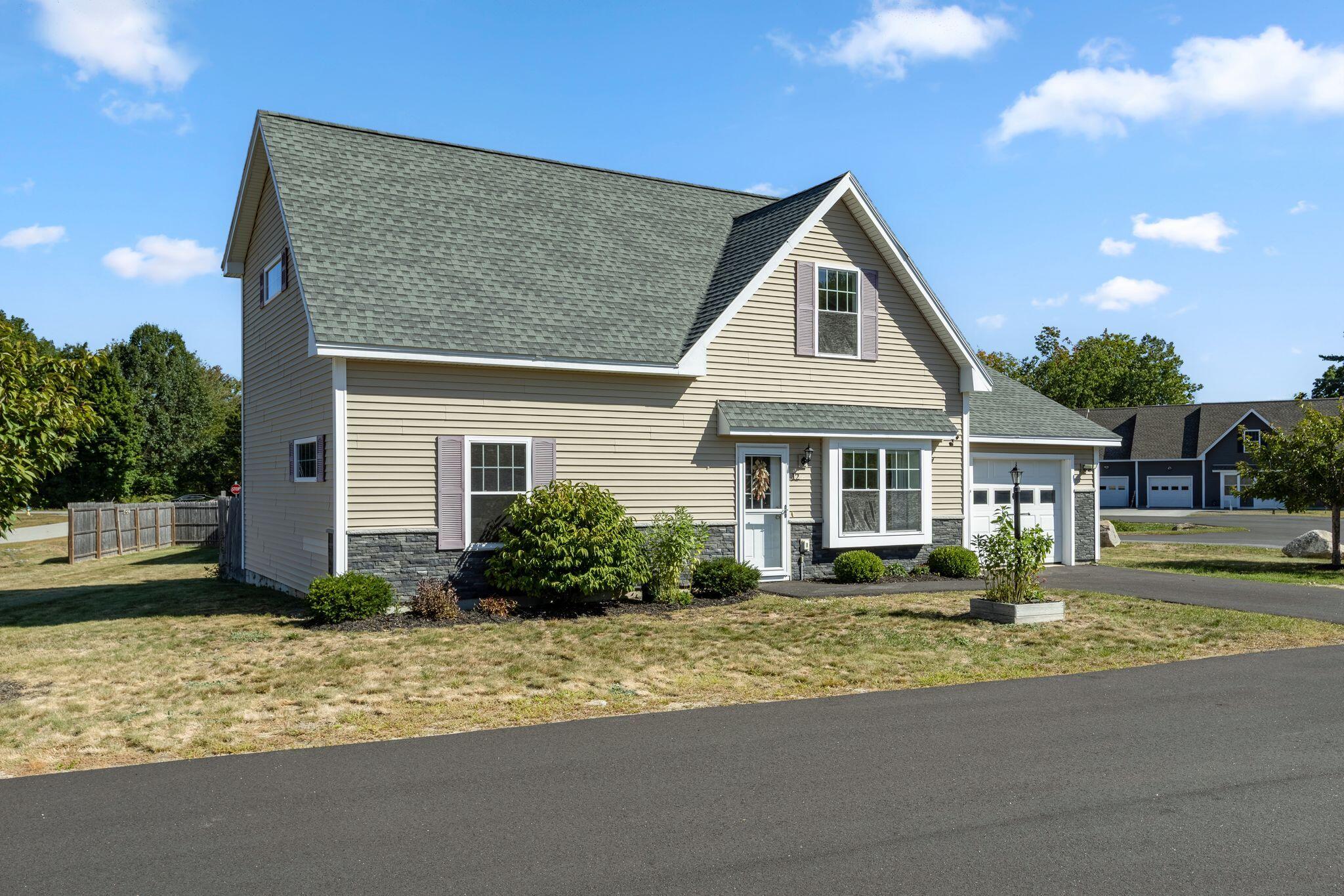 12 Boulder Lane