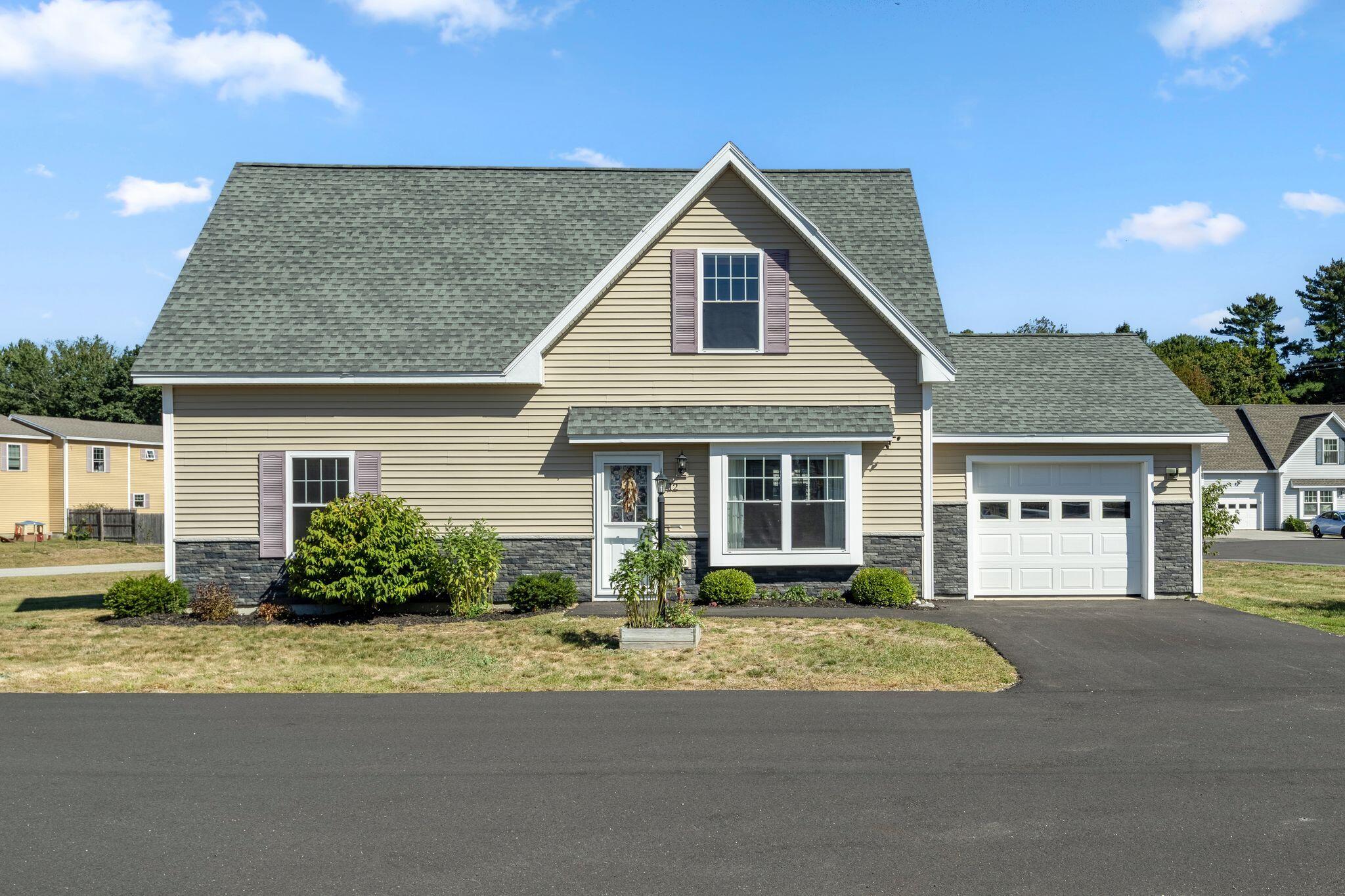 12 Boulder Lane