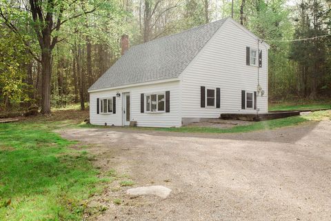 Photo of 7 Upper Oak Point Road, Winterport, ME 04496 (MLS # 1664005)