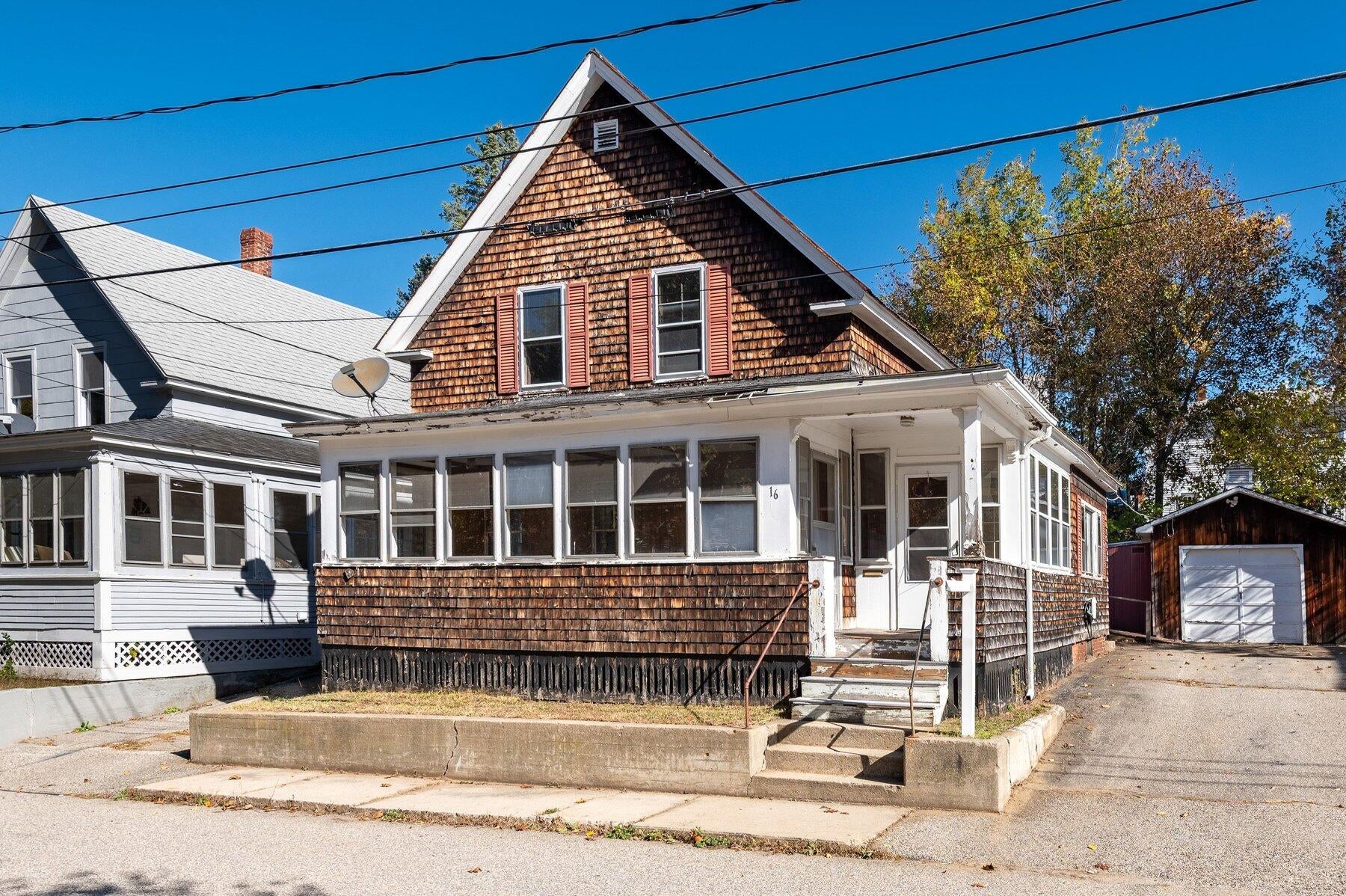 16 Davis Avenue