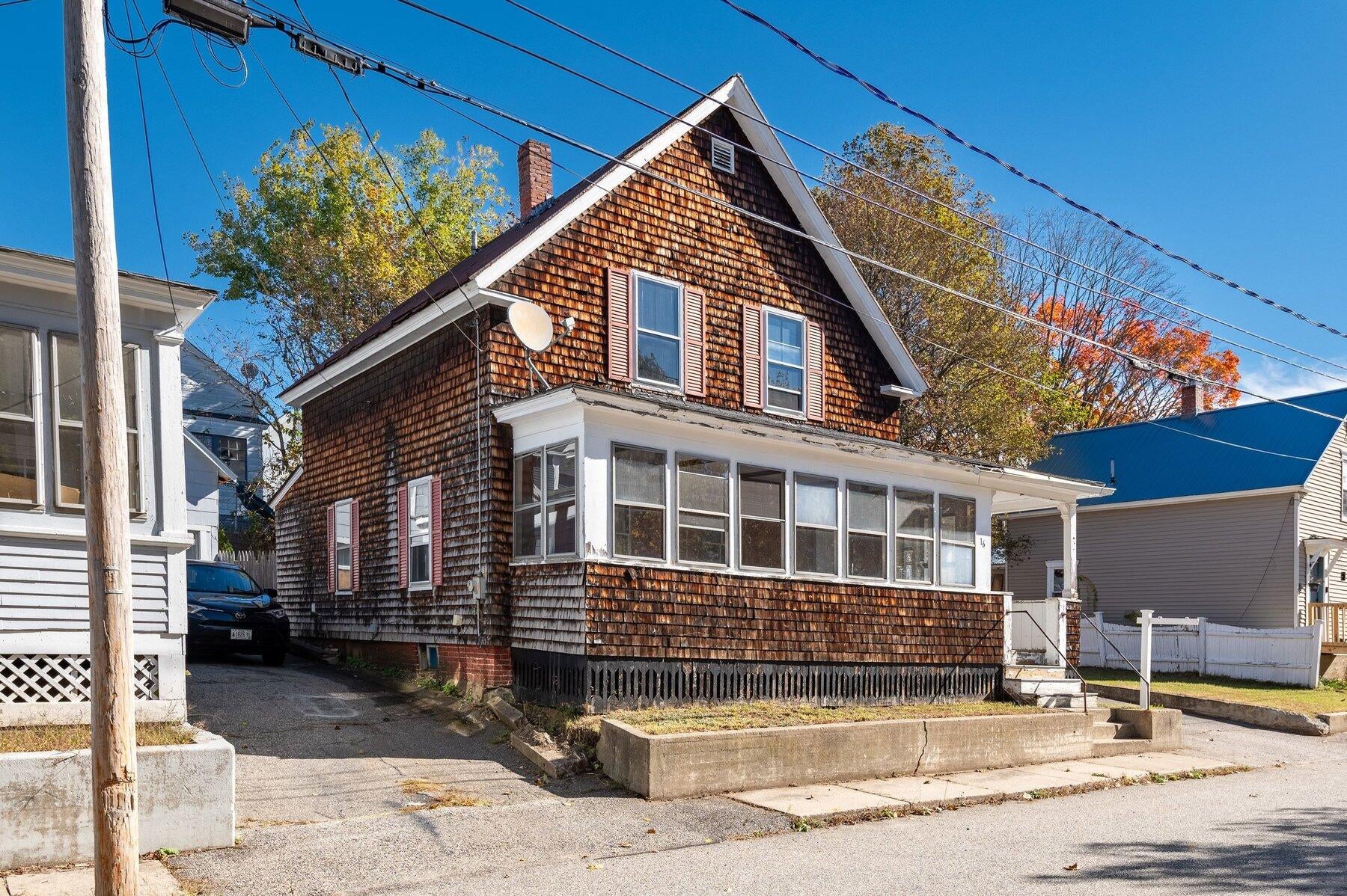 16 Davis Avenue