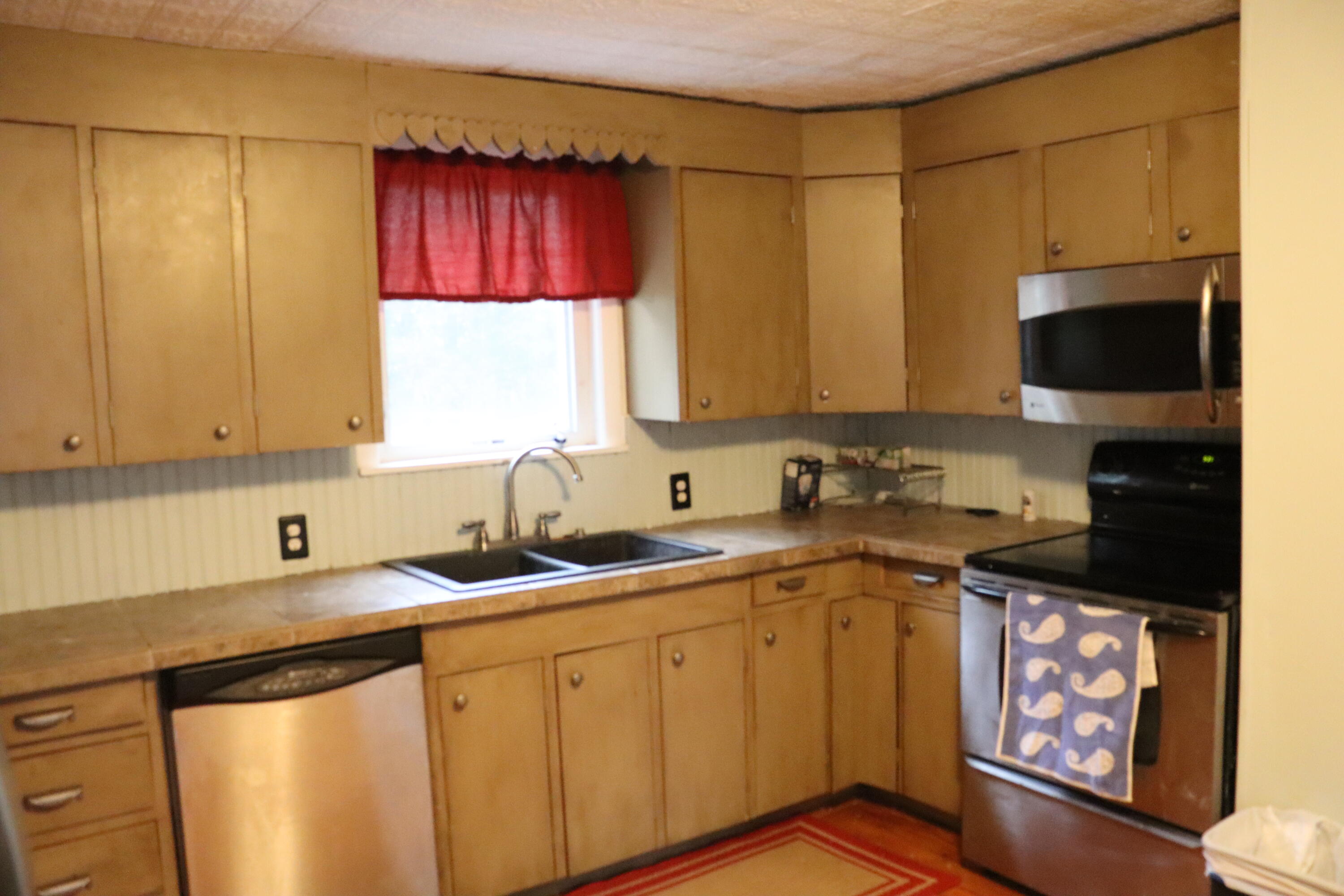 1414 State Street 2