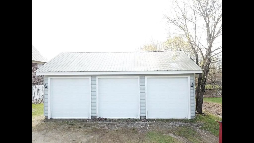 Photo of 930 Main Street, Monmouth, ME 04259 (MLS # 1660157)