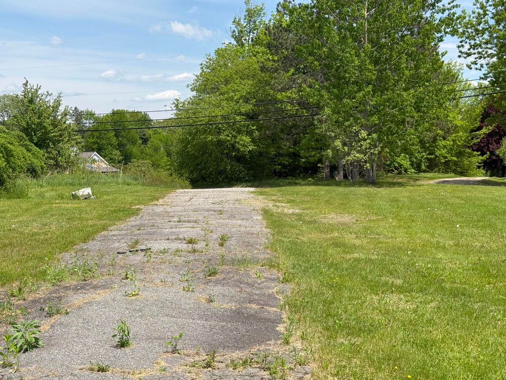 Photo of 19 Duckpuddle Road, Nobleboro, ME 04555 (MLS # 1664576)