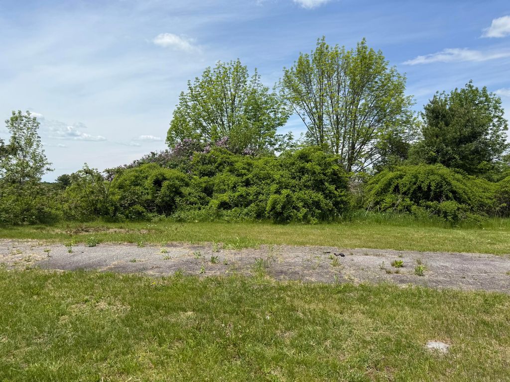 Photo of 19 Duckpuddle Road, Nobleboro, ME 04555 (MLS # 1664576)