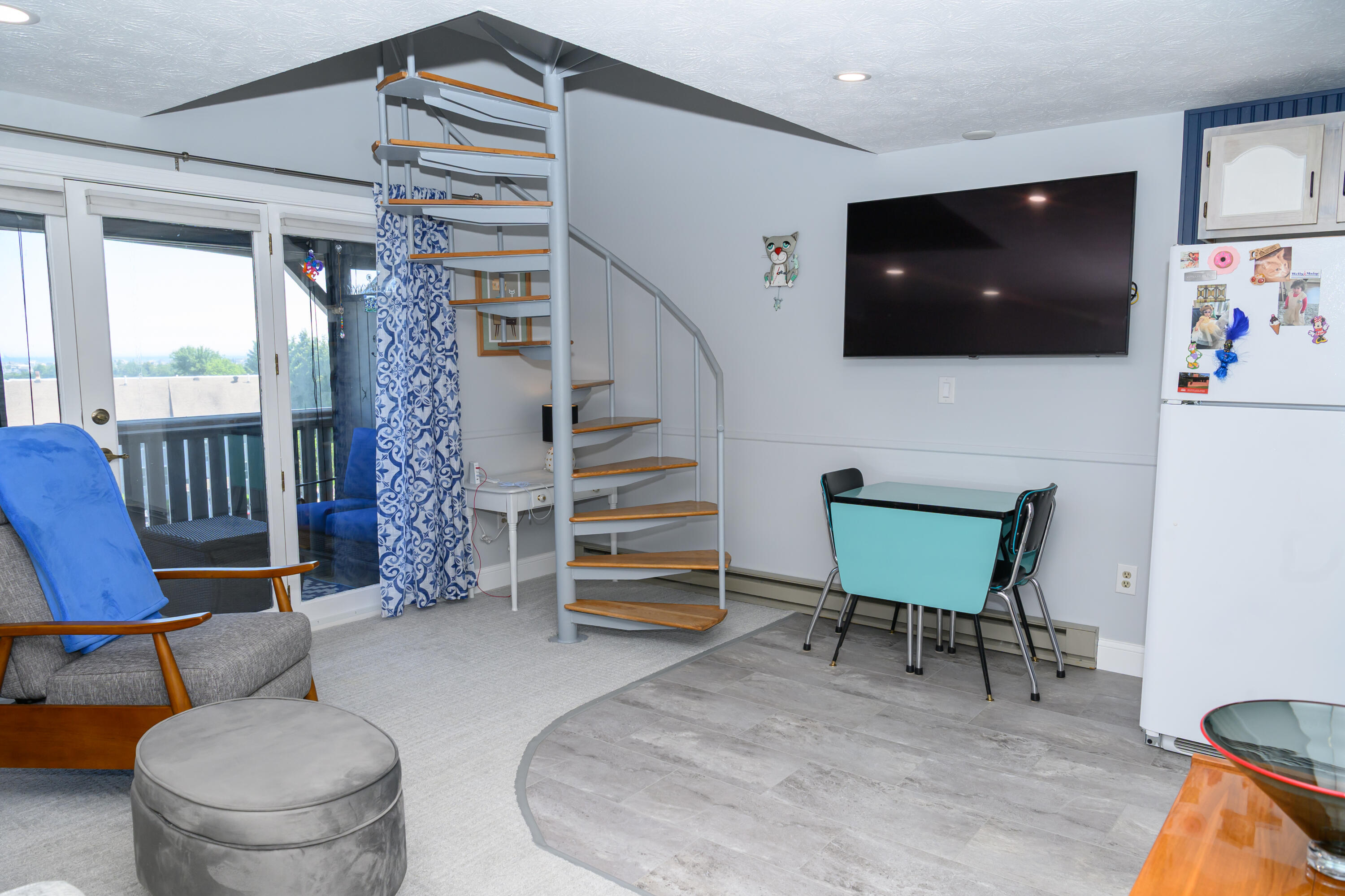 1801 Post Road 172